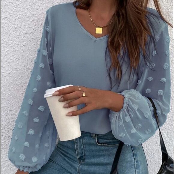 Kara and Kate Swiss Dot Blouse - Picture 4 of 9